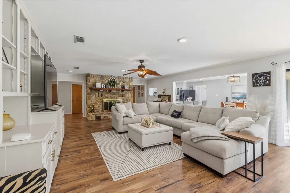 15 Canyon Creek Drive Brownwood, TX 76801