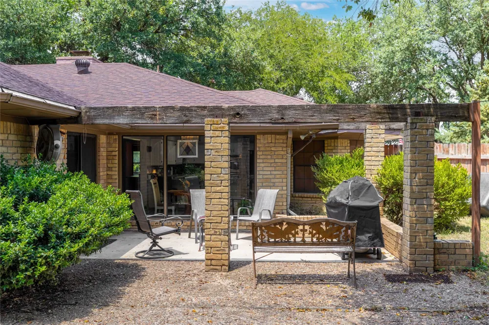 15 Canyon Creek Drive Brownwood, TX 76801