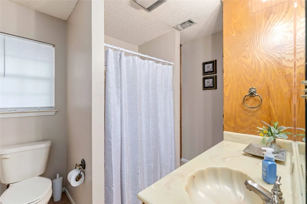 15 Canyon Creek Drive Brownwood, TX 76801