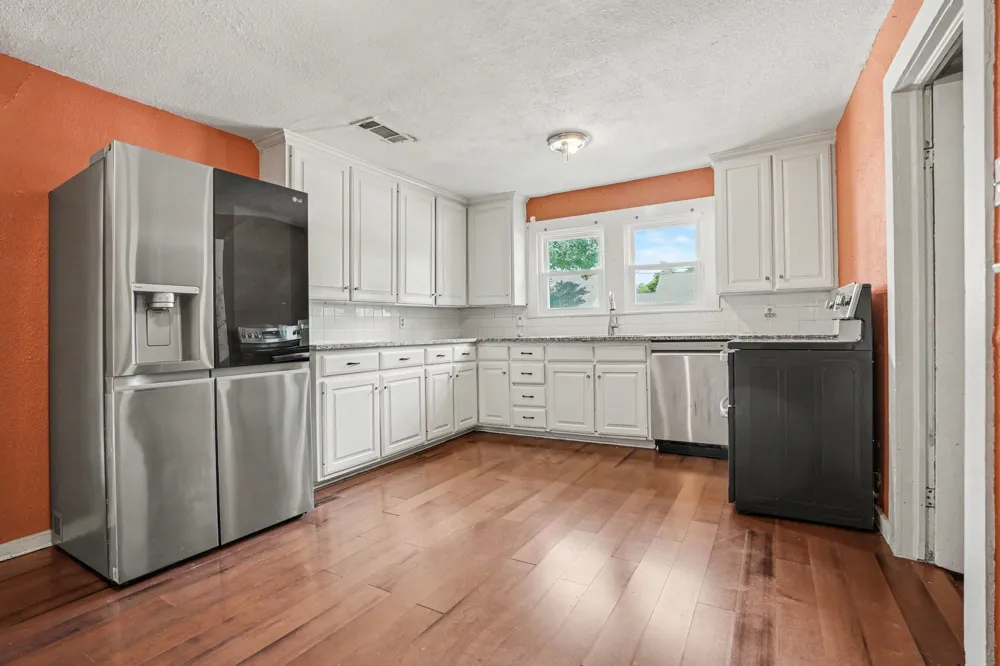 407 W 4th Street Kaufman, TX 75142