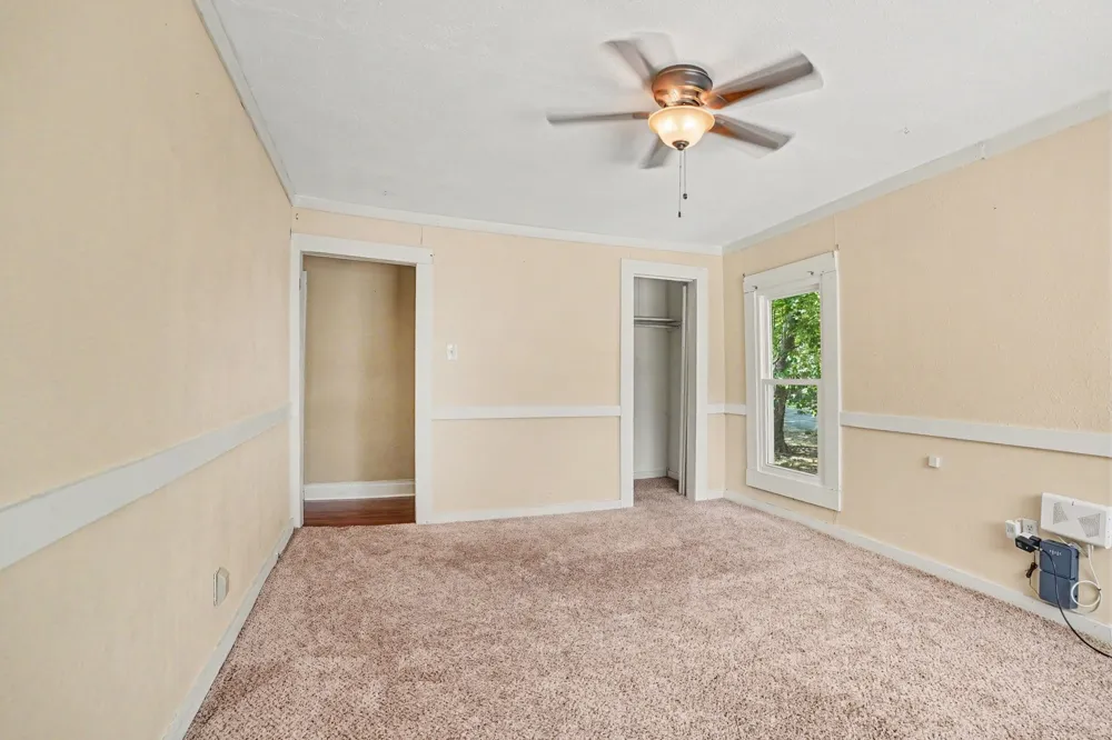 407 W 4th Street Kaufman, TX 75142