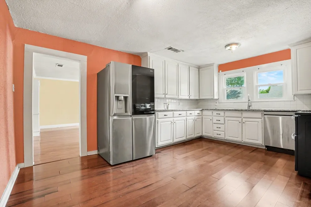 407 W 4th Street Kaufman, TX 75142