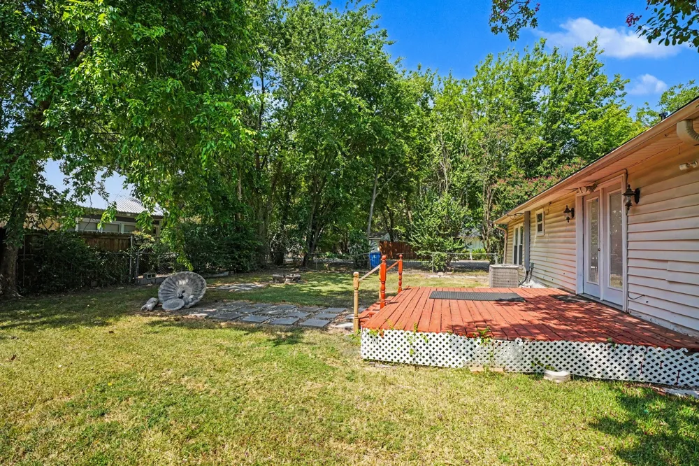 407 W 4th Street Kaufman, TX 75142
