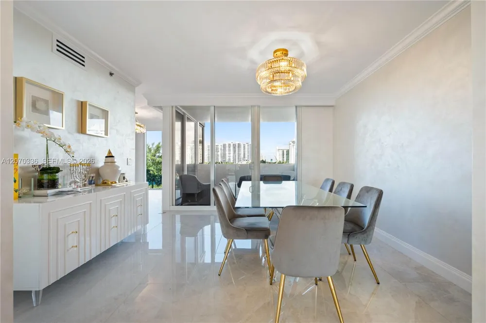 19111 Collins Ave #403 Sunny Isles Beach, FL 33160