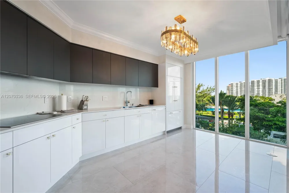 19111 Collins Ave #403 Sunny Isles Beach, FL 33160