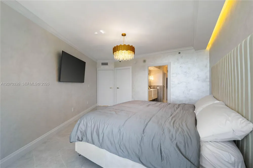 19111 Collins Ave #403 Sunny Isles Beach, FL 33160