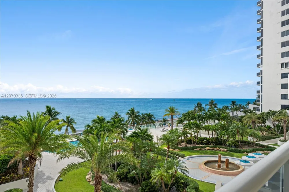 19111 Collins Ave #403 Sunny Isles Beach, FL 33160
