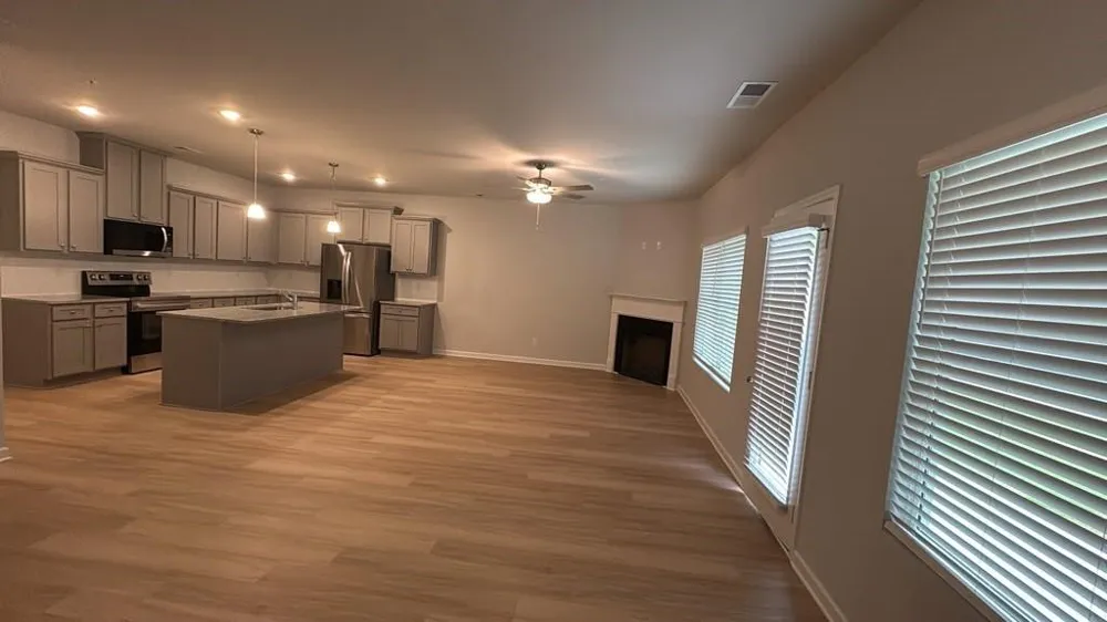 405 Lanier Circle Woodstock, GA 30189