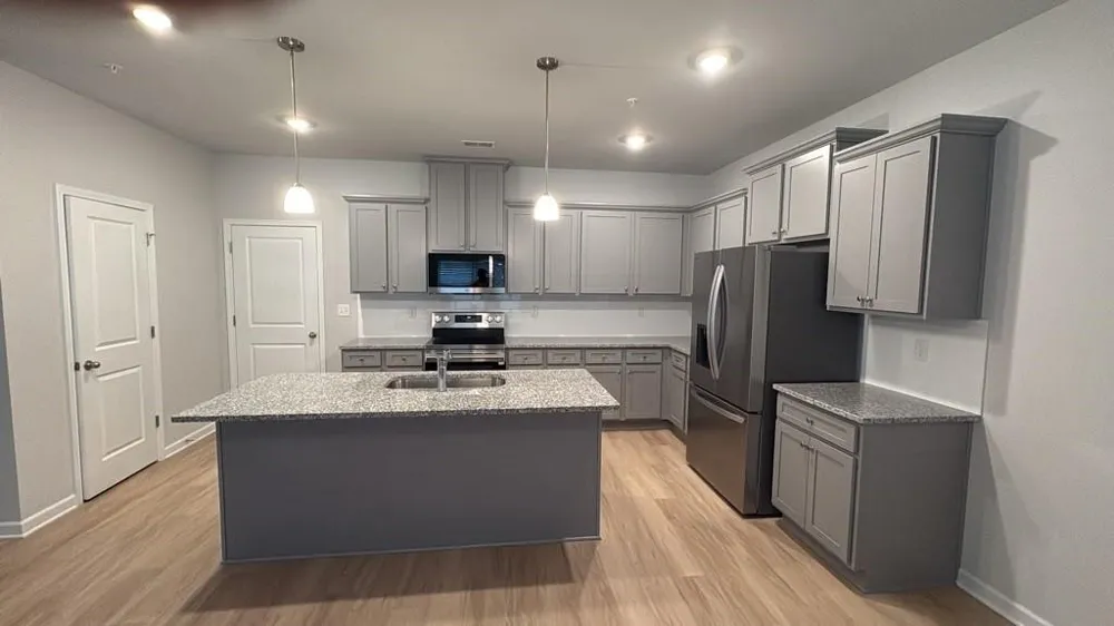 405 Lanier Circle Woodstock, GA 30189