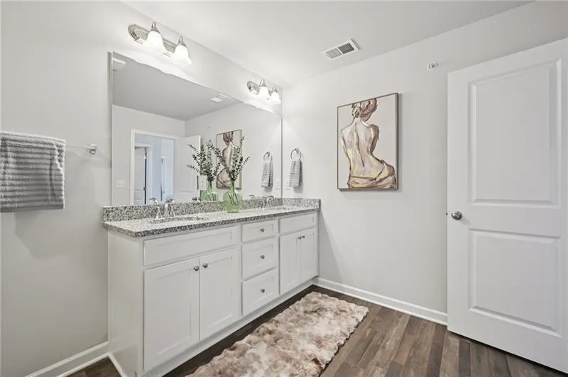405 Lanier Circle Woodstock, GA 30189