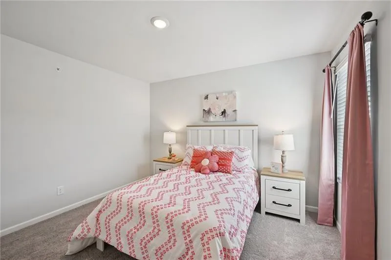 405 Lanier Circle Woodstock, GA 30189