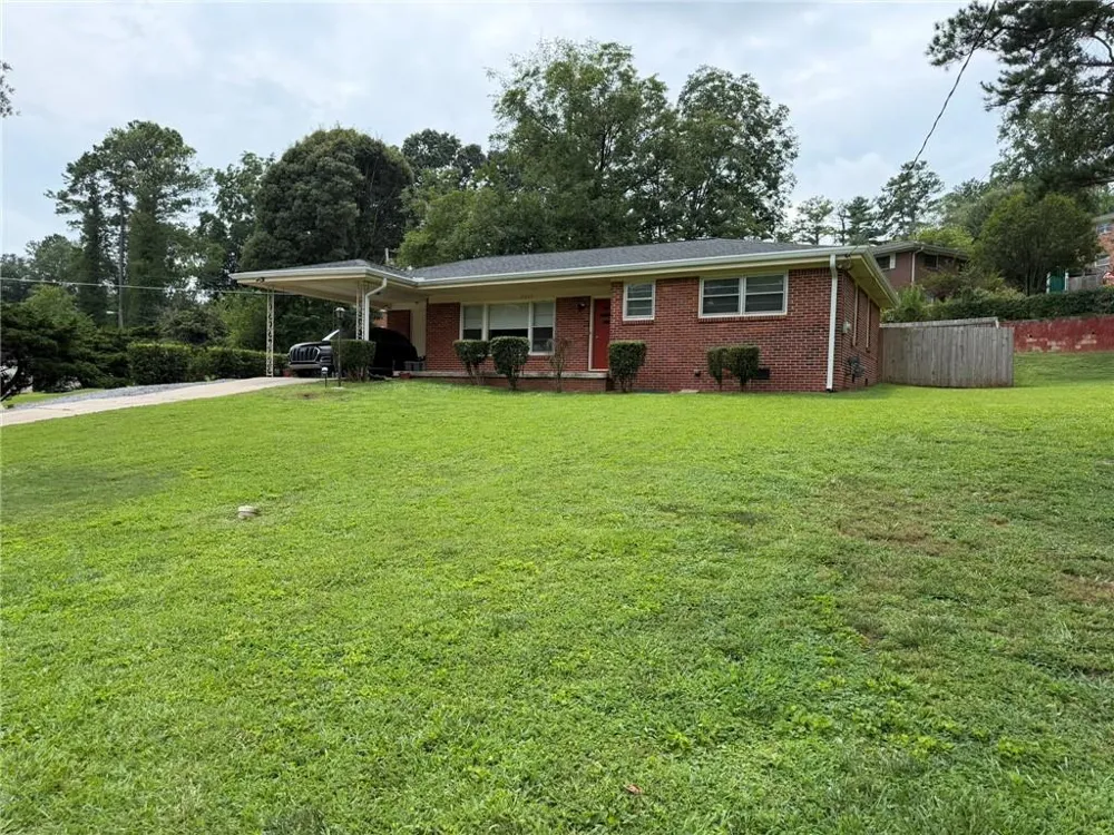 2465 Miriam Lane Decatur, GA 30032