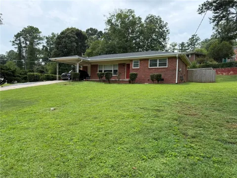 2465 Miriam Lane