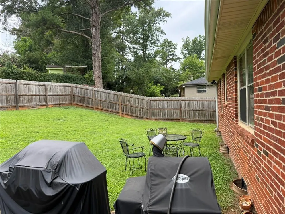 2465 Miriam Lane Decatur, GA 30032
