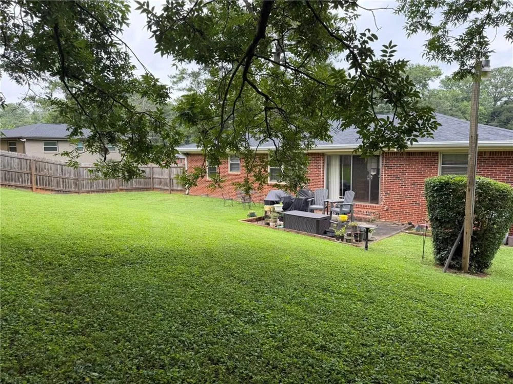 2465 Miriam Lane Decatur, GA 30032