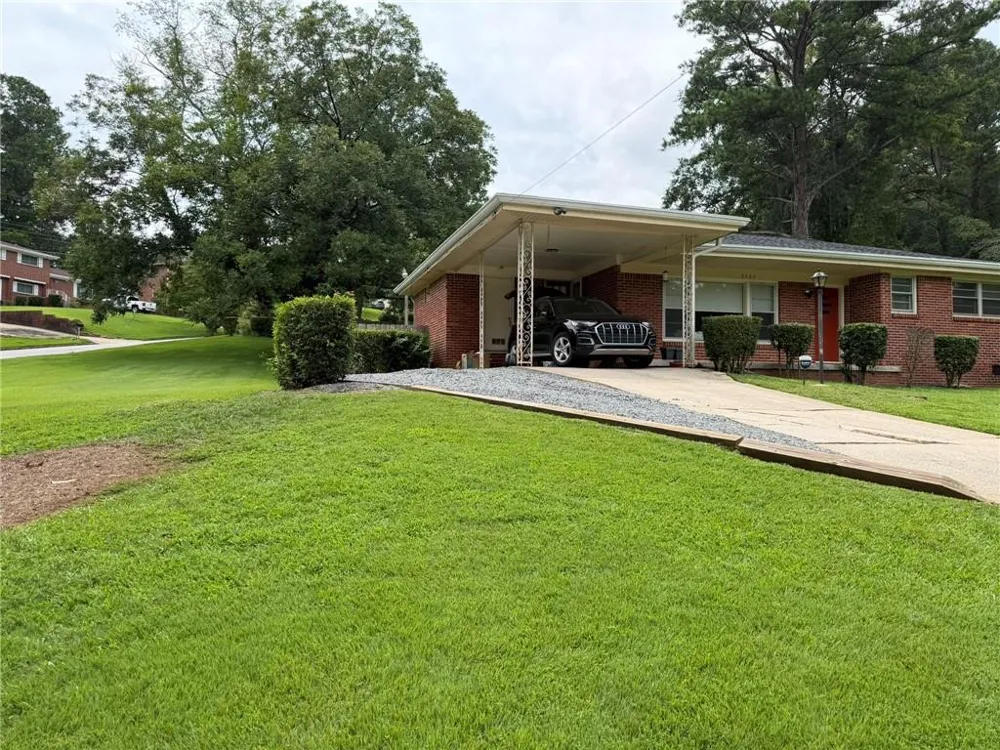 2465 Miriam Lane Decatur, GA 30032