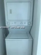 1881 79th St Cswy #1005 North Bay Village, FL 33141