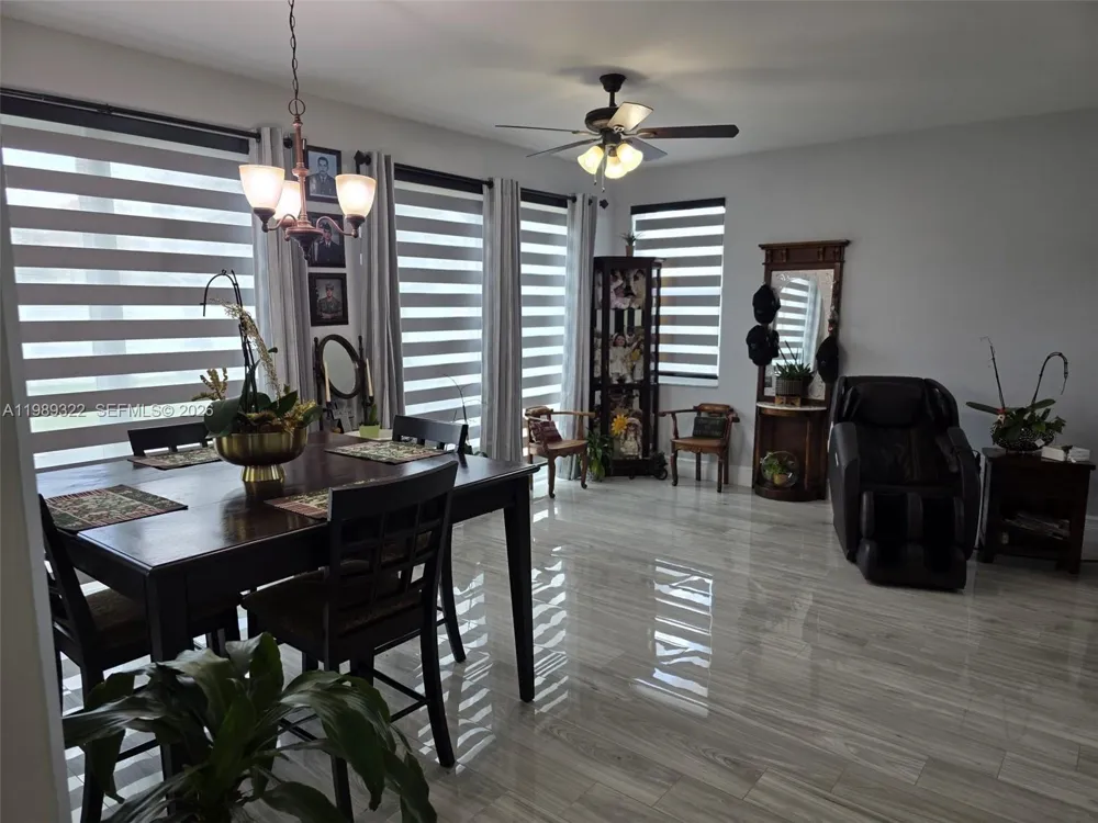 680 NW 159th Ave Pembroke Pines, FL 33028
