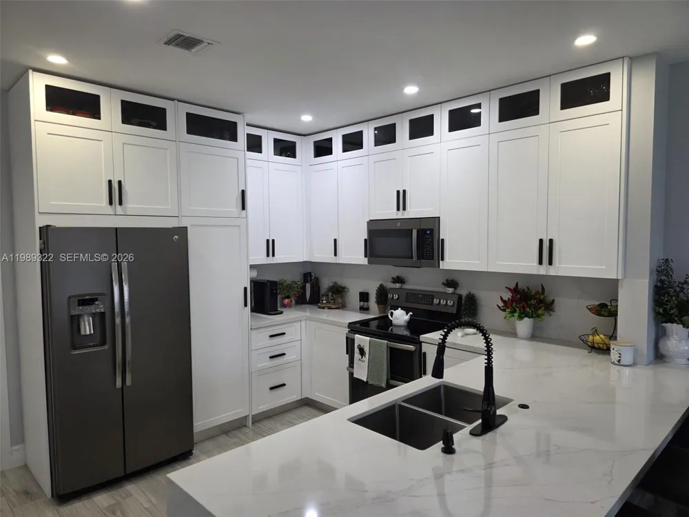 680 NW 159th Ave Pembroke Pines, FL 33028