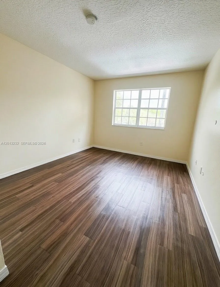 220 SW 116th Ave #15207 Pembroke Pines, FL 33025