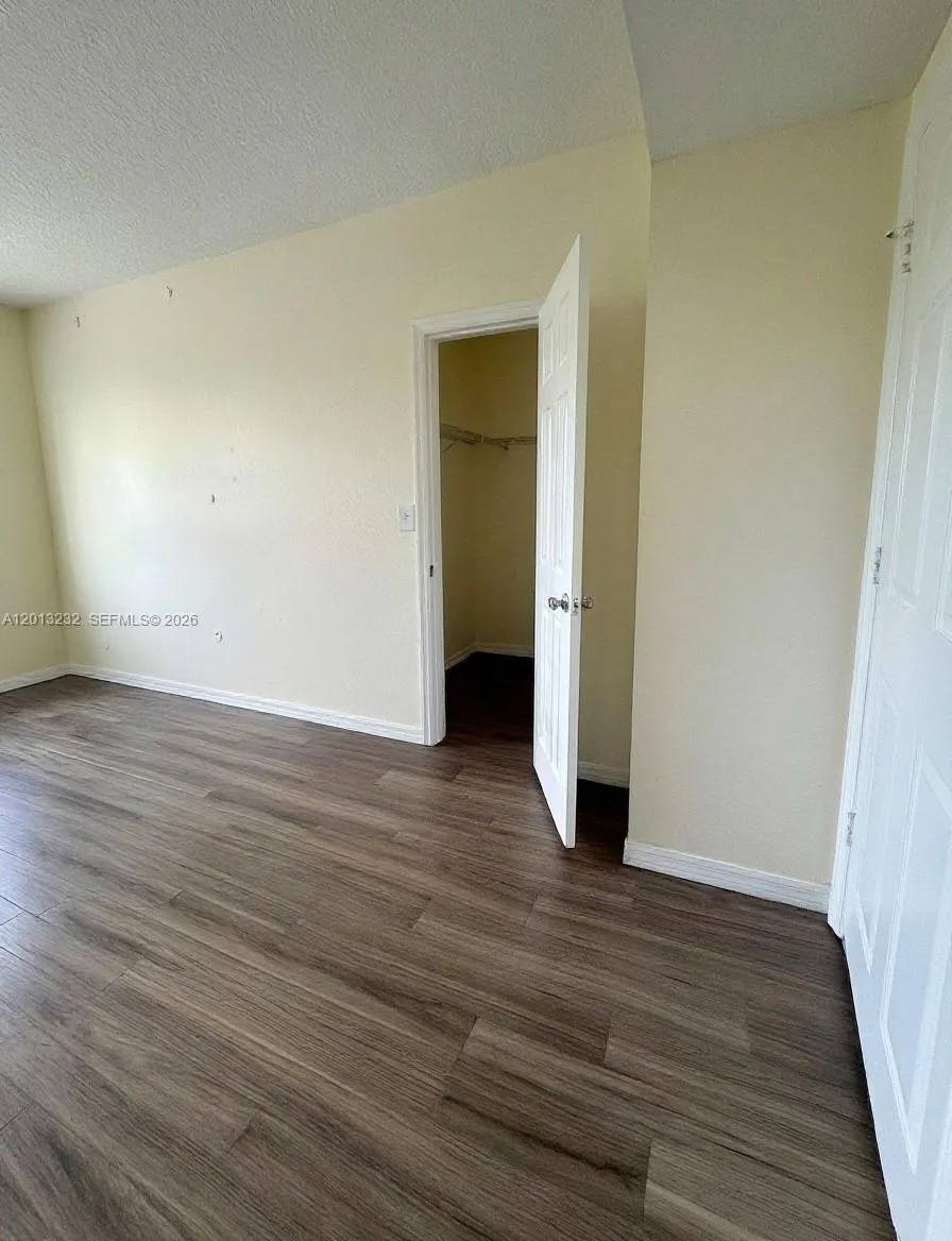 220 SW 116th Ave #15207 Pembroke Pines, FL 33025