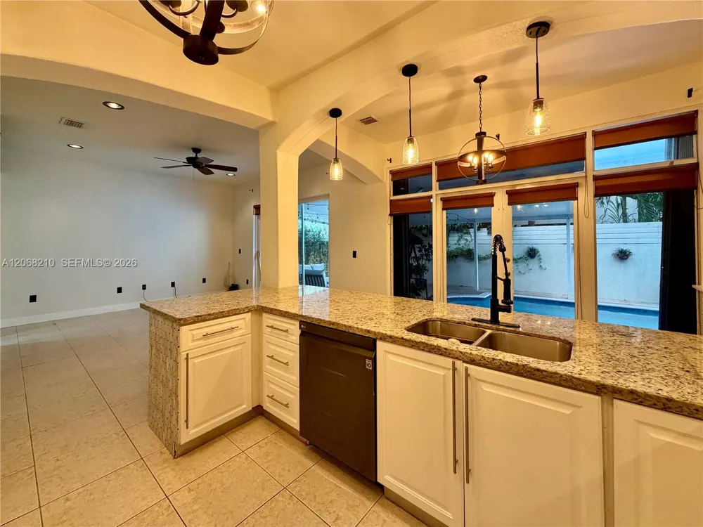 2802 SW 149th Pl Miami, FL 33185