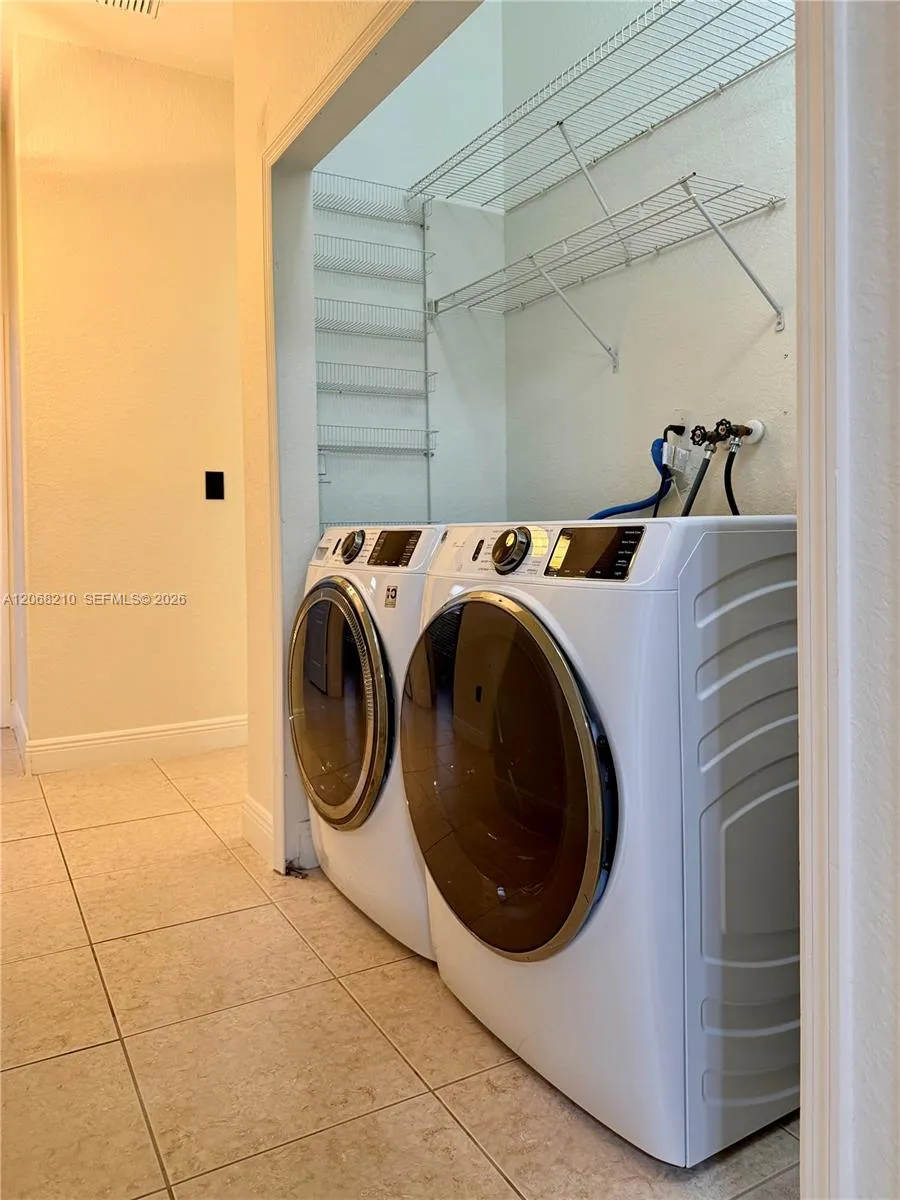 2802 SW 149th Pl Miami, FL 33185
