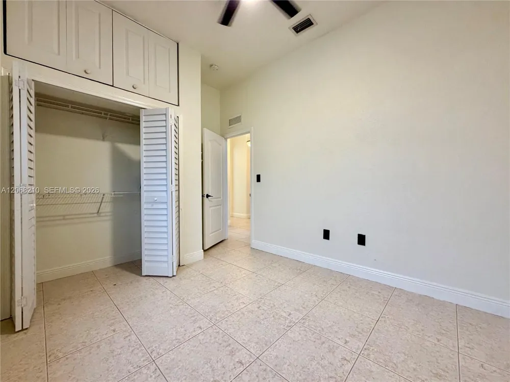 2802 SW 149th Pl Miami, FL 33185