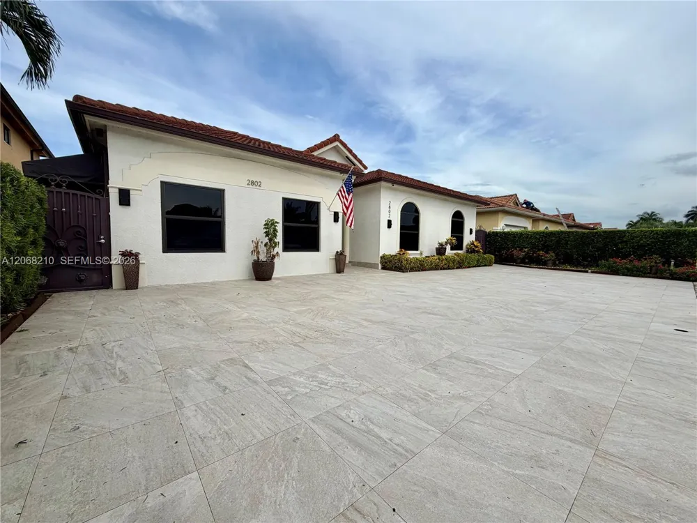 2802 SW 149th Pl Miami, FL 33185