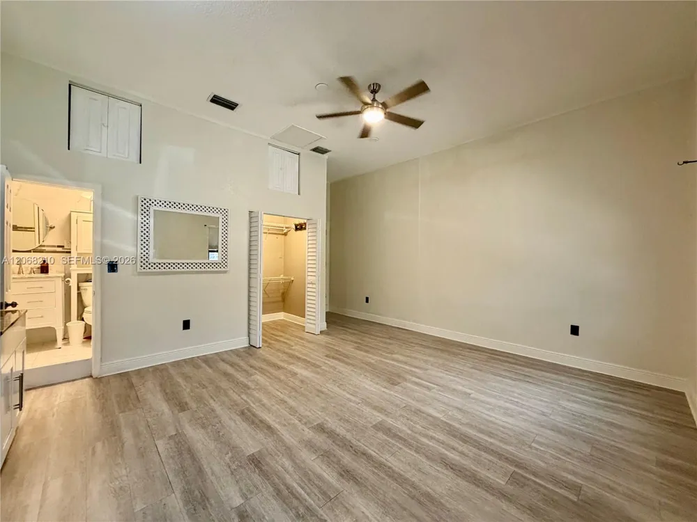 2802 SW 149th Pl Miami, FL 33185