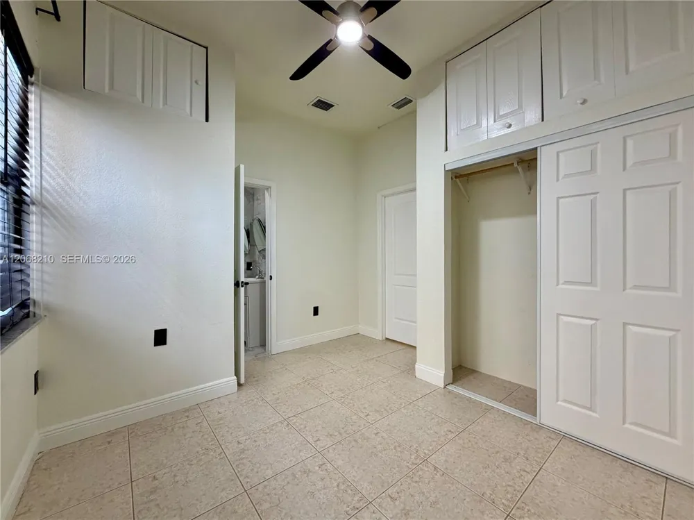 2802 SW 149th Pl Miami, FL 33185
