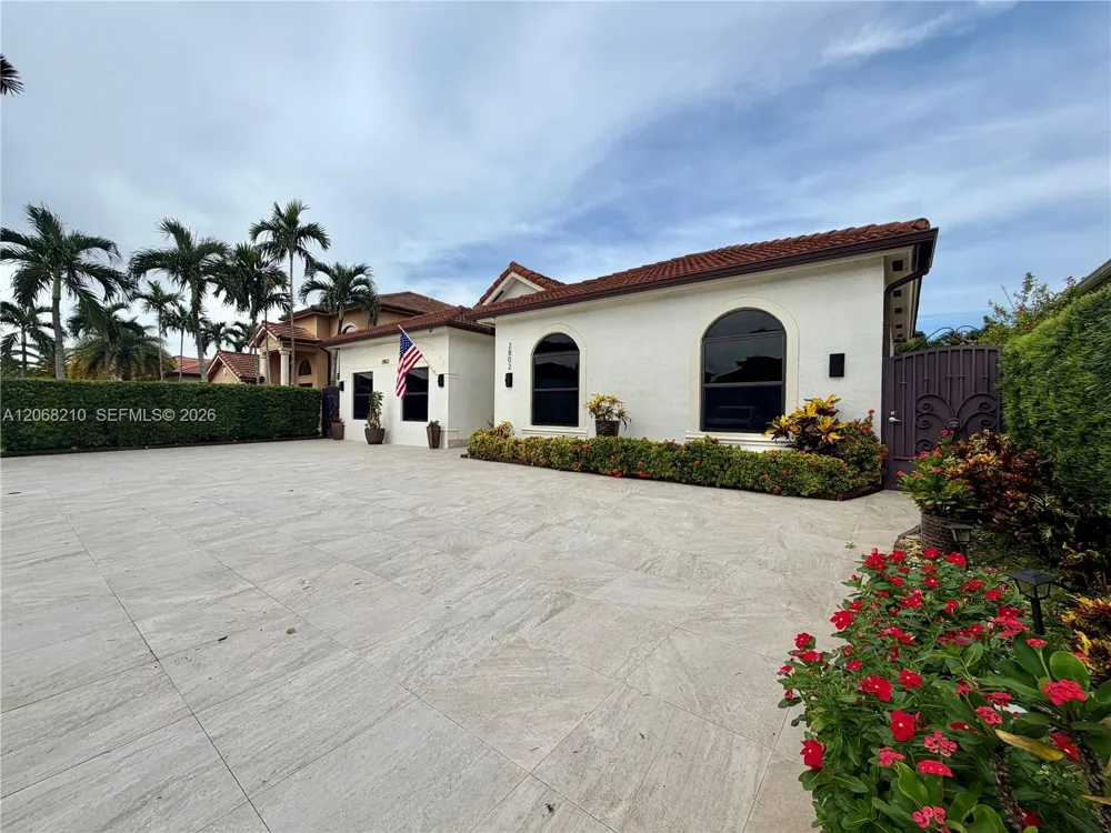 2802 SW 149th Pl Miami, FL 33185