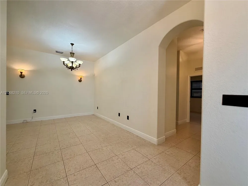 2802 SW 149th Pl Miami, FL 33185