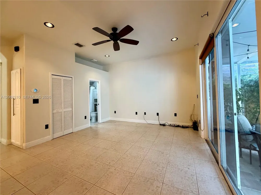 2802 SW 149th Pl Miami, FL 33185