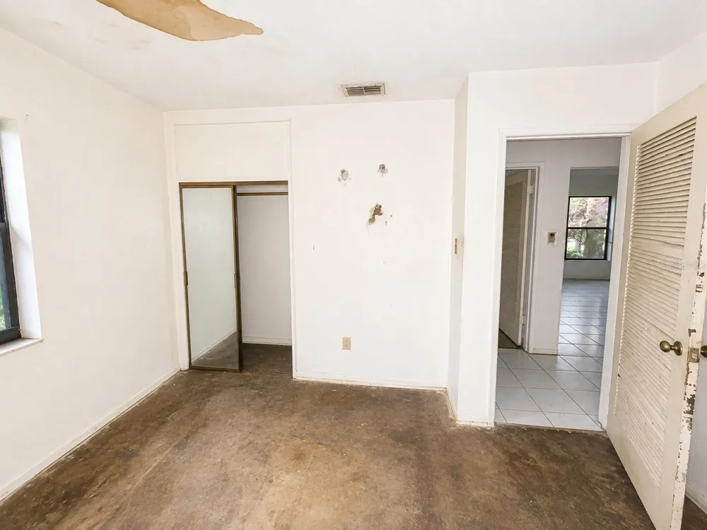 217 PLUMOSA ROAD Debary, FL 32713