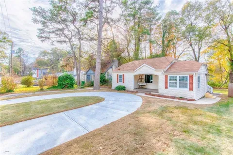 1225 Graymont Drive SW