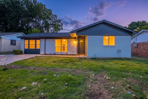 4133 Sherry Lane