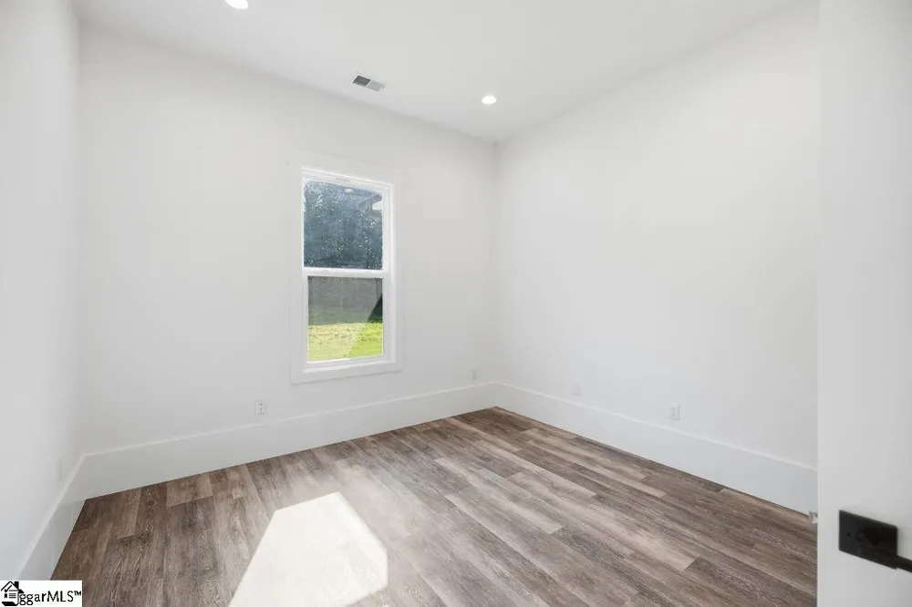127 Moore Drive Easley, SC 29642