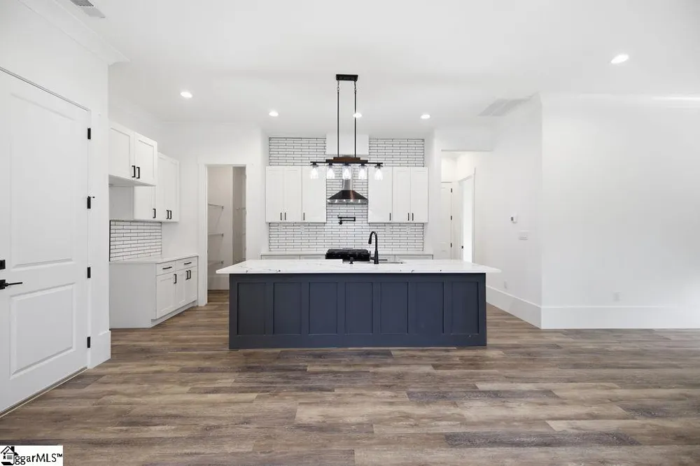127 Moore Drive Easley, SC 29642