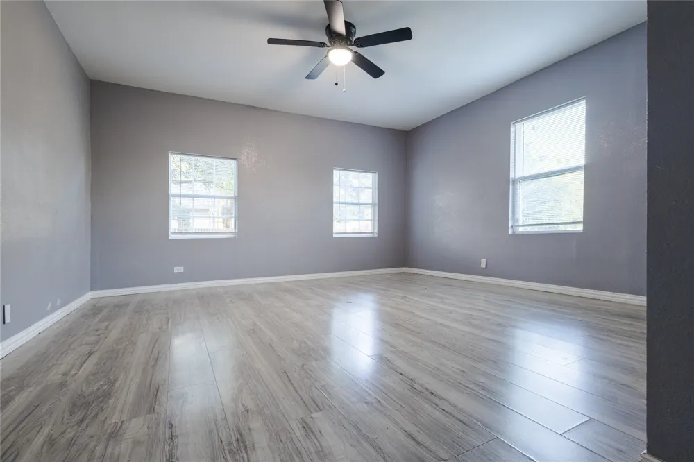 310 S Rusk Street Groesbeck, TX 76642