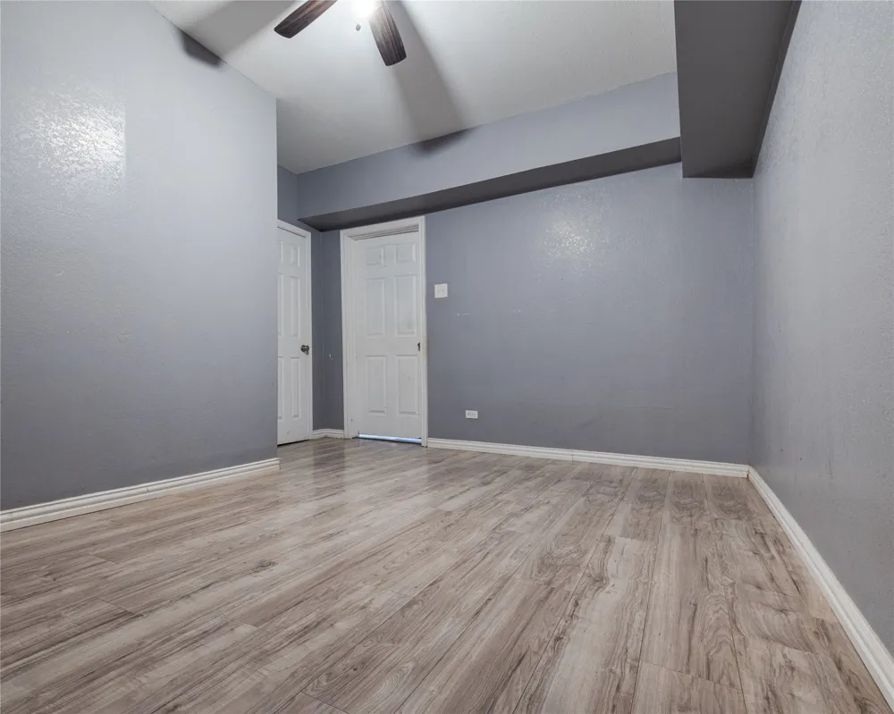 310 S Rusk Street Groesbeck, TX 76642
