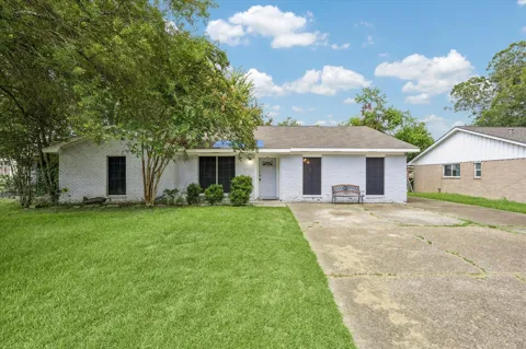 118 E Highland Terrace