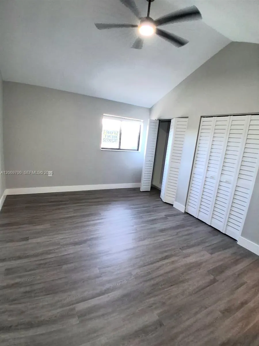 2770 W 60th Pl #201 Hialeah, FL 33016