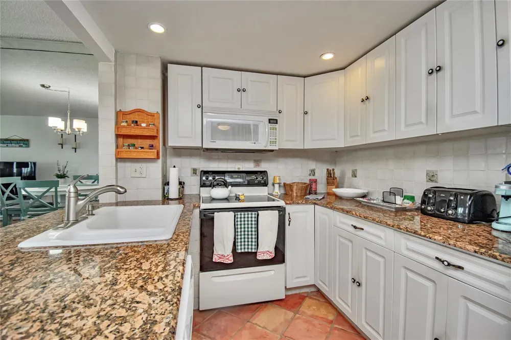 3540 Ocean Boulevard #303 Palm Beach, FL 33480