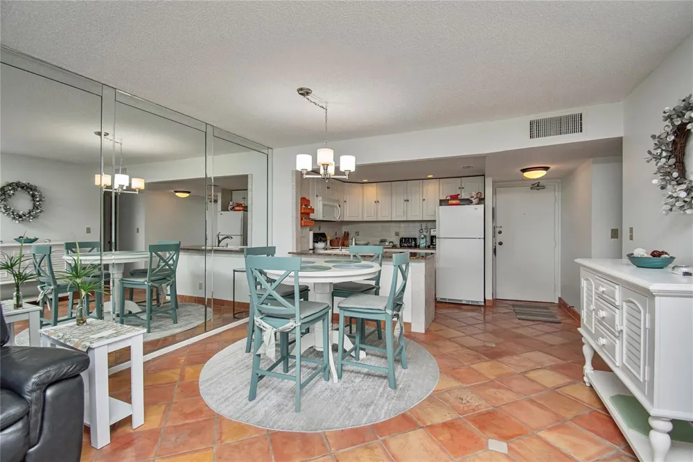 3540 Ocean Boulevard #303 Palm Beach, FL 33480