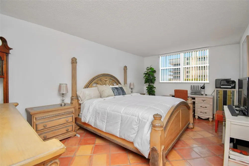3540 Ocean Boulevard #303 Palm Beach, FL 33480