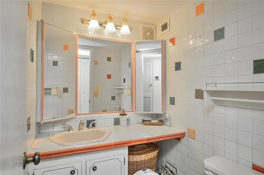 3540 Ocean Boulevard #303 Palm Beach, FL 33480