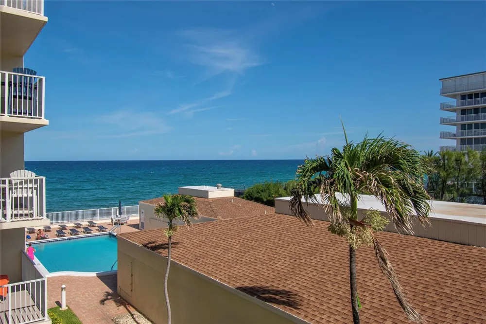 3540 Ocean Boulevard #303 Palm Beach, FL 33480