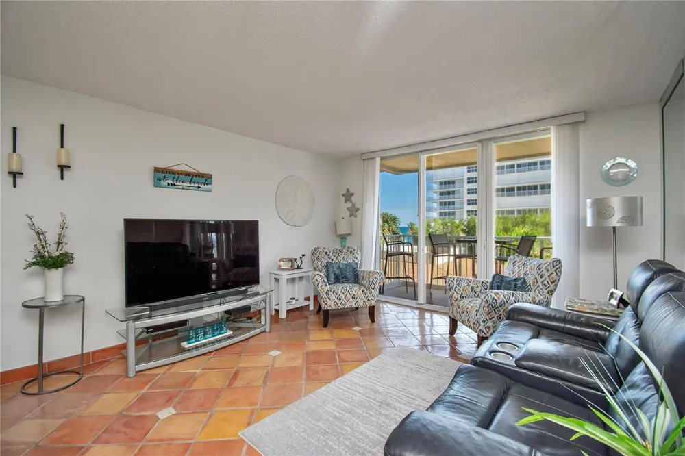 3540 Ocean Boulevard #303 Palm Beach, FL 33480