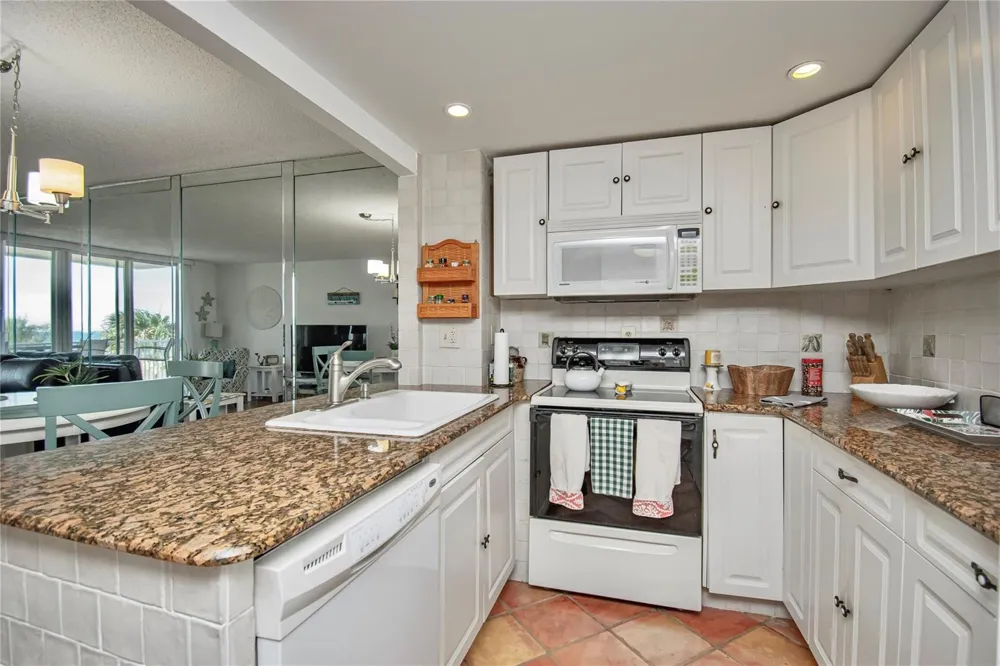 3540 Ocean Boulevard #303 Palm Beach, FL 33480
